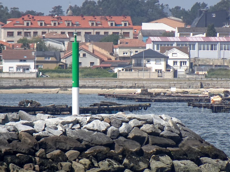 Puerto de Vilanova de Arousa / Outer Breakwater Head
Keywords: Spain;Atlantic ocean;Galicia