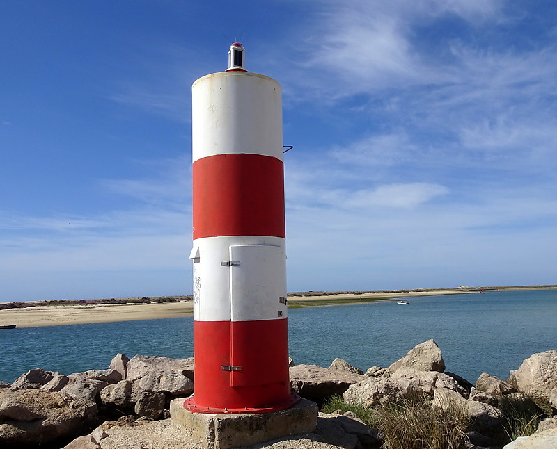 Fuzeta / W Mole Head light
Keywords: Portugal;Algarve;Atlantic ocean;Fuzeta