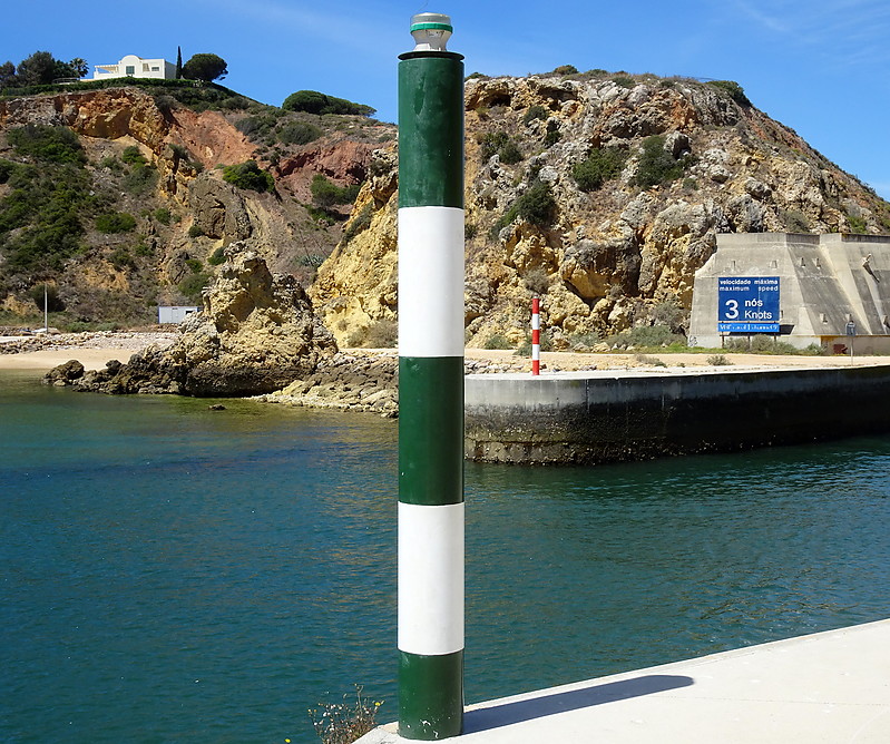 Albufeira / Marina E Pier Head light
Keywords: Portugal;Algarve;Atlantic ocean;Albufeira