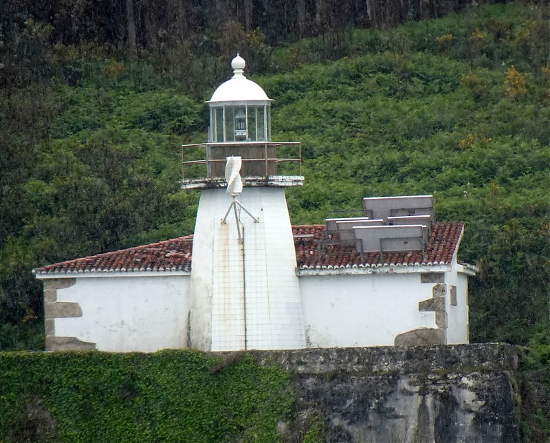 Ría de Cedeira / Punta Promontorio lighthouse
Keywords: Spain;Atlantic ocean;Galicia