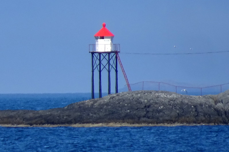 Kvalen lighthouse
Keywords: Norway;North Sea;Haugesund