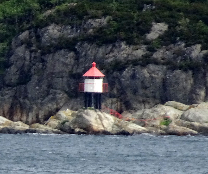 Byfjorden / Hjelteskjer lighthouse
Keywords: Norway;North Sea;Bergen