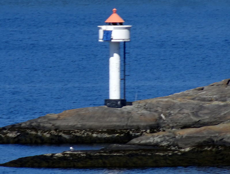 Åsfjorden / Saltøy W Point lighthouse
Keywords: Norway;Norwegian Sea;Asfjorden