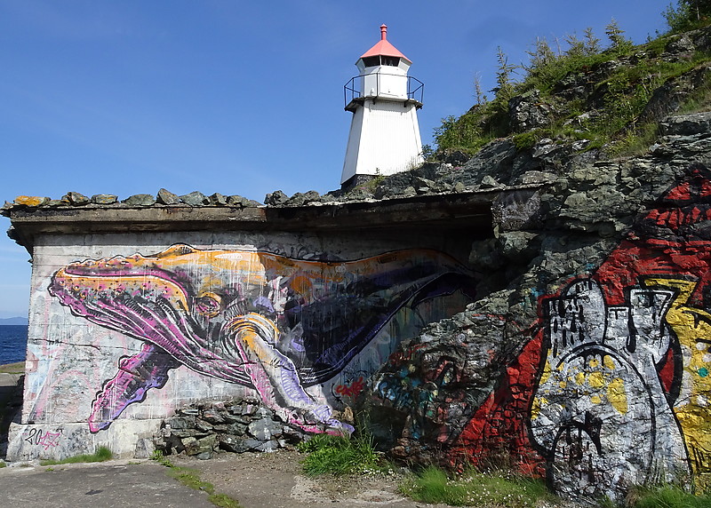 Oestmarktangen lighthouse
Keywords: Trondheimsfjord;Norway;Trondheim;Norwegian sea