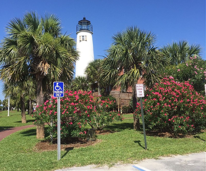 Florida / Cape St. George lighthouse
Photo: Brigitte Adam
Keywords: United States / Florida / Saint George Island