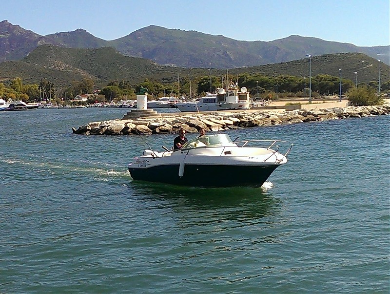 Corsica / Saint Florent / South Breakwater Light
Keywords: France;Corsica;Mediterranean sea