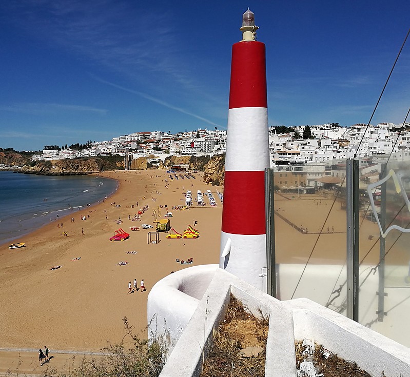 Albufeira light
Keywords: Portugal;Algarve;Atlantic ocean;Albufeira
