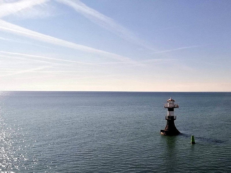 Trelleborg lighthouse
Keywords: Sweden;Baltic sea;Trelleborg;Offshore