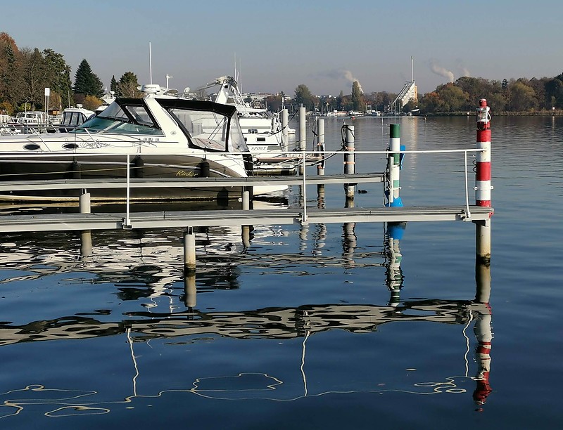 Berlin / Marina Lanke light
Keywords: Berlin;Germany;River Havel