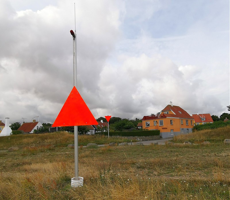 Bornholm / Melsted Havn / Ldg Lts Front
Keywords: Denmark;Bornholm;Baltic Sea