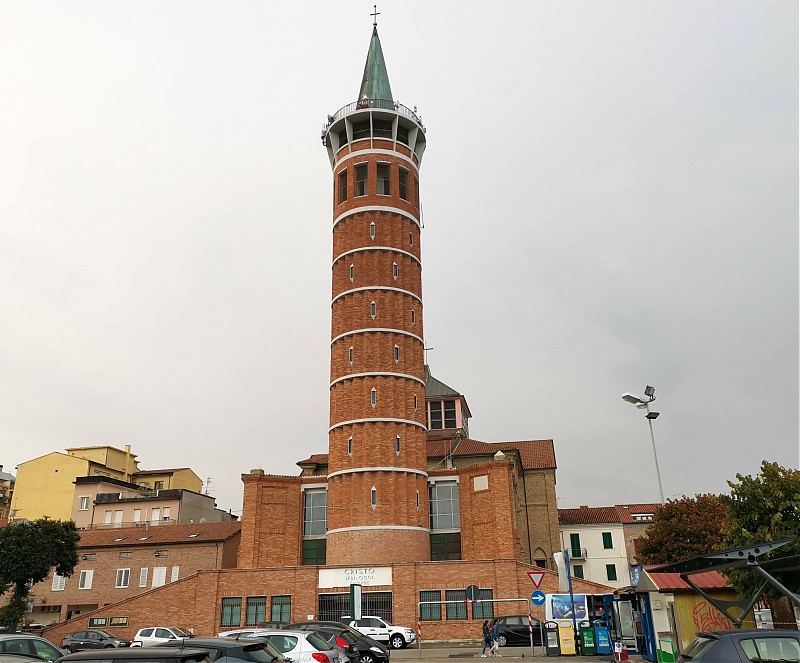 Porto Civitanova Marche / Chiesa del Cristo Re light
Keywords: Civitanova Marche;Italy;Adriatic sea