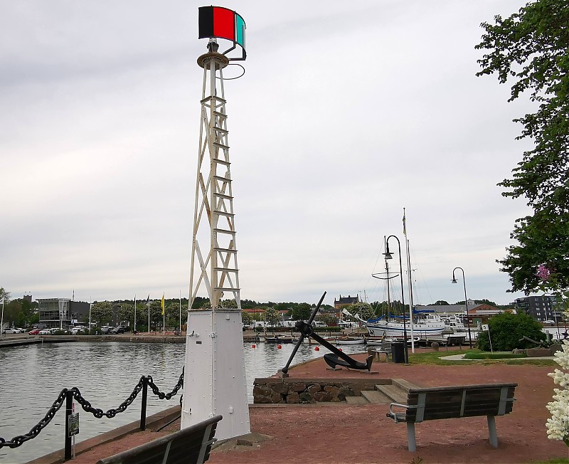 Oskarshamn / Badholmen SW Point light
Keywords: Sweden;Baltic Sea;Kalmarsound;Oskarshamn