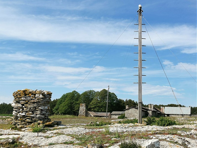 Gotland / Grynge / Front + Rear fire
Keywords: Sweden;Baltic Sea;Gotland