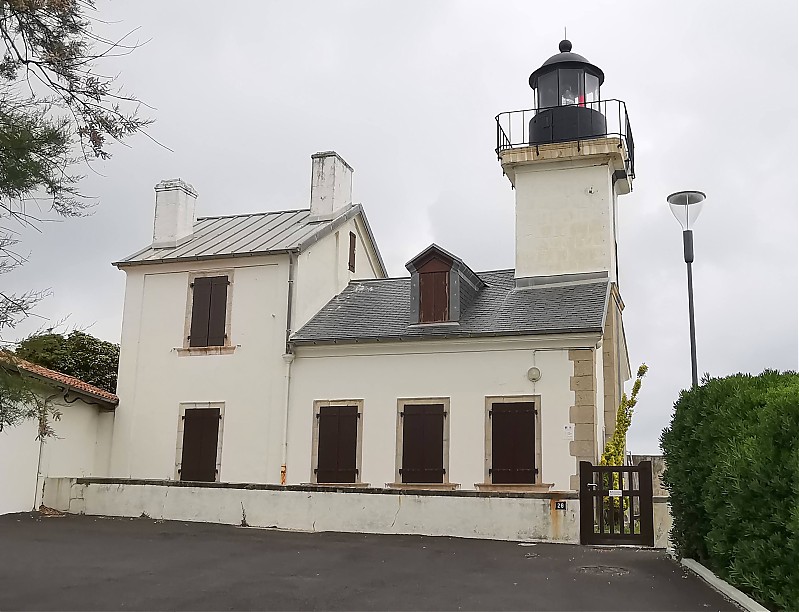 Saint-Jean-de-Luz / Passe D'Illarguita / Ldg Lts Front Le Socoa lighthouse
Keywords: Saint Jean de Luz;France;Aquitaine;Bay of Biscay