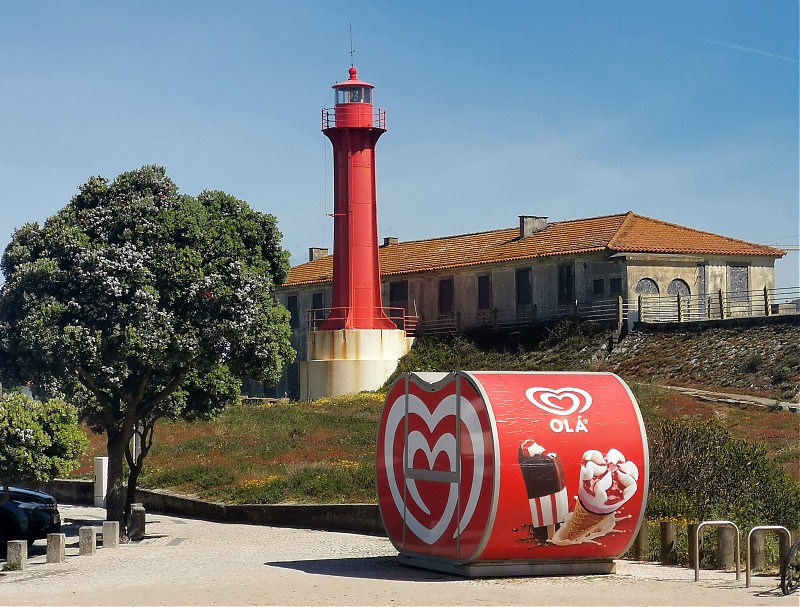 Esposende / Forte de Barra do Rio Cávado lighthouse
Keywords: Portugal;Atlantic ocean;Esposende