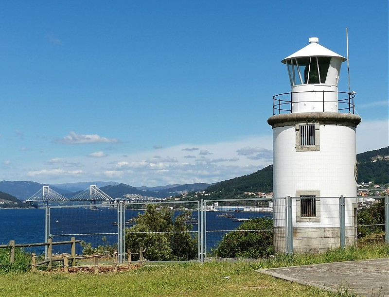 Vigo /  La Guía lighthouse
Keywords: Spain;Atlantic ocean;Galicia;Vigo