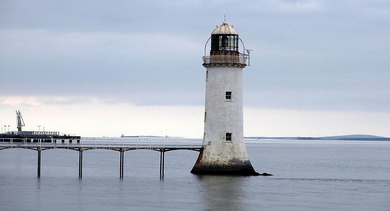 West Coast / Tarbert Island Lighthouse
Keywords: Ireland;Tarbert;Shannon Estuary
