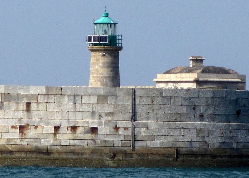 East Coast / Dun Laoghaire West Lighthouse
Keywords: Dublin;Leinster;Ireland;Irish sea