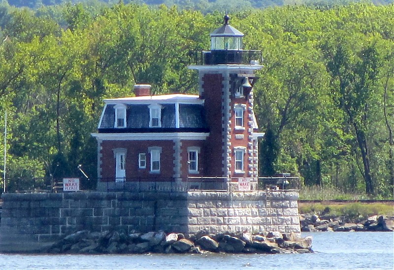  Hudson River / Hudson-Athens lighthouse
Keywords: United States;New York;Hudson River