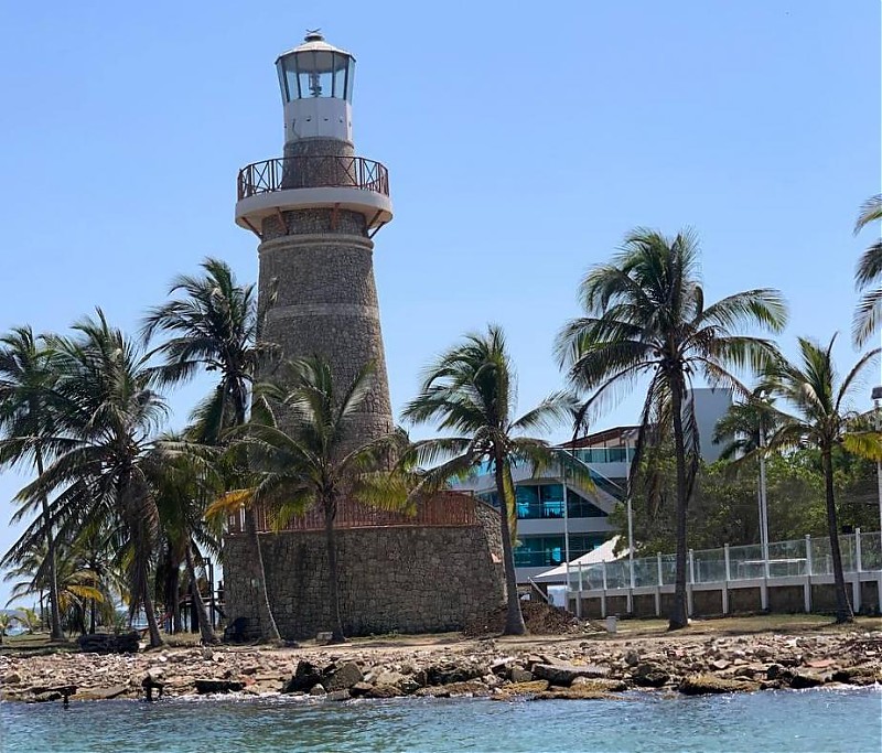 Cartagena / Punta Castillo Grande Lighthouse
Keywords: Colombia;Cartagena;Caribbean sea