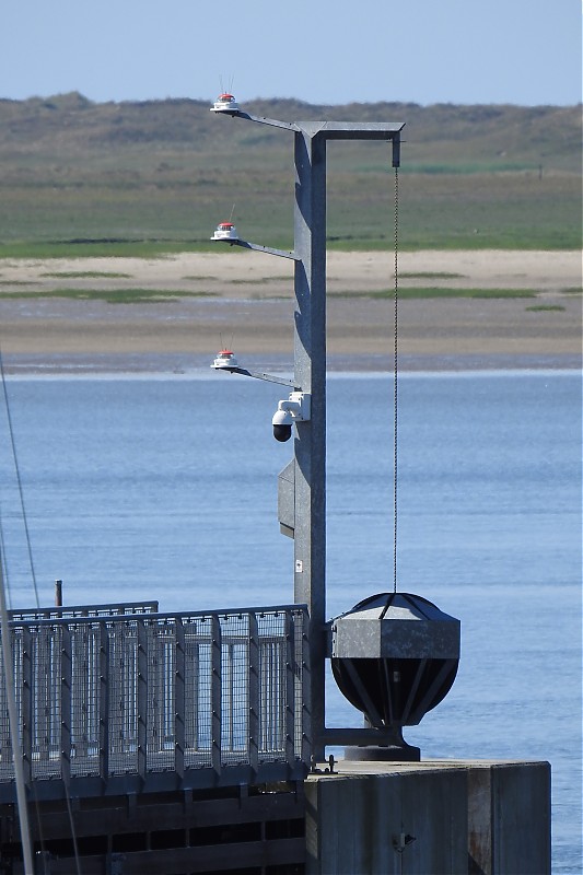 Grådyb, Esbjerg Havn / Marina Traffic signal light
Keywords: North Sea;Denmark;Esbjerg