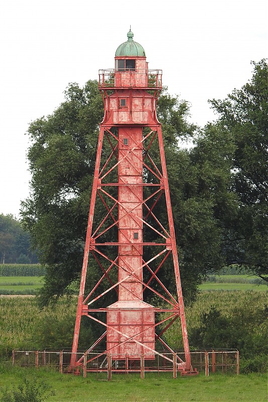 Weser / Sandstedt - Old Leading Light Rear (disused)
Keywords: Germany;Weser