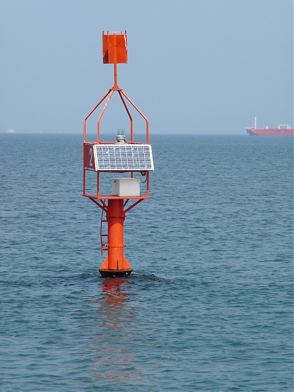 Gulf of Lions, Golfe de Fos / Access Channel light No 2
Posted on behalf of mitko 
Keywords: Mediterranean sea;France;Gulf of Lions;Golfe de Fos;offshore