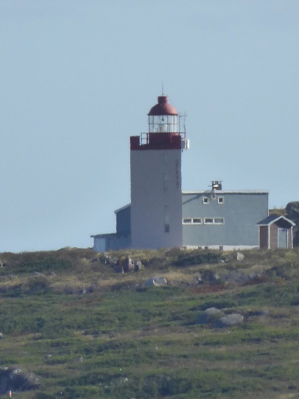 L`Ile de Saint - Pierre / Phare de Galantry
Keywords: Saint Pierre and Miquelon;Ile Saint-Pierre;Banks of Newfoundland;Atlantic ocean