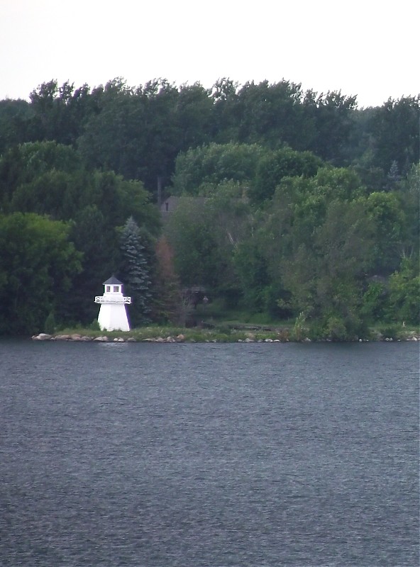 Ontario / Dickinson Landing Lighthouse
Posted on behalf of mitko 
Keywords: Canada;Saint Lawrence River;Ontario