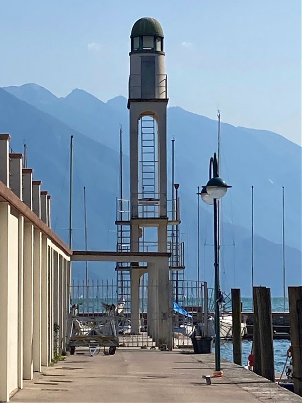 Riva del Garda / Fraglia Vela Riva Lighthouse
Author of the photo: K. Ganzmann 
Keywords: Italy;Trento;Lake Garda