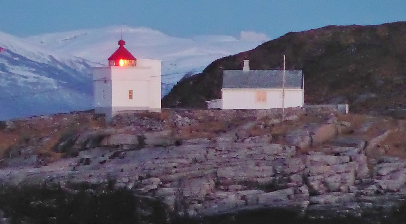 Sorsundet / Stavenes lighthouse
Keywords: Norway;Norwegian sea;Sorsundet;Kristiansund