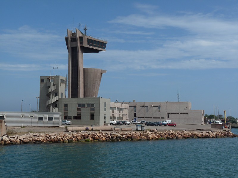 Gulf of Lions, Port de Fos / Port Control Tower, Flixel terminal
Posted on behalf of mitko 
Keywords: Mediterranean sea;France;Gulf of Lions;Port de Fos;Vessel Traffic Service