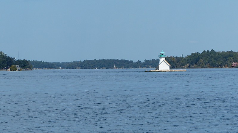 New York / Alexandria Bay / Sunken Rock lighthouse
Author of the photo: K. Ganzmann
Keywords: United States;New York;Alexandria Bay;Saint Lawrence River;Offshore