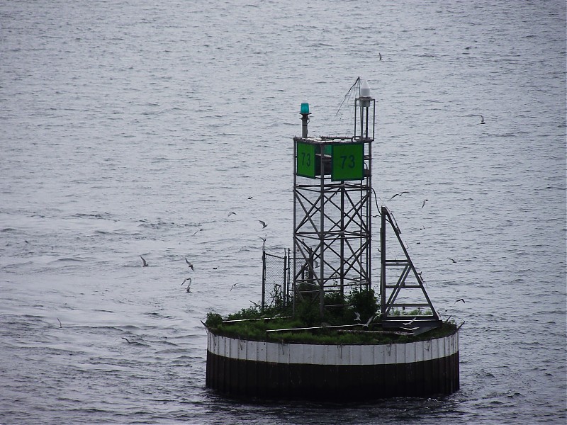 New York / Bradford Point light No 73
Posted on behalf of mitko
Keywords: United States;New York;Saint Lawrence River;Offshore