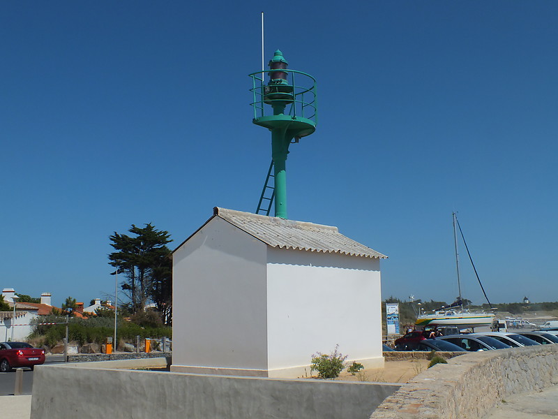 Pointe du Devin light
Keywords: Ile de Noirmoutier;France;Bay of Biscay