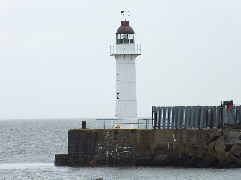 Barry Docks lighthouse
Keywords: Irish Sea;Wales;United Kingdom;Bristol Channel