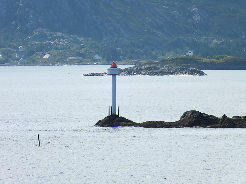 Tussen lighthouse
Keywords: Stavfjord;Norway;Norwegian Sea