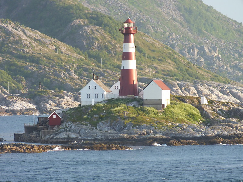 Landegode lighthouse
Keywords: Vestfjord;Norway;Norwegian sea