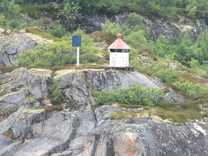 Ulvagsund light
Keywords: Raftsund;Nordland;Norway