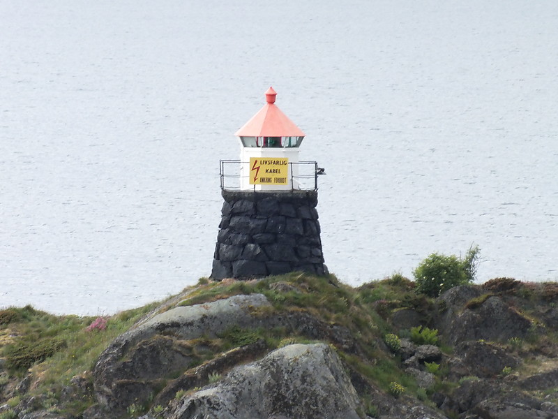 Ersholmene lighthouse
Keywords: Hadselfjord;Norway
