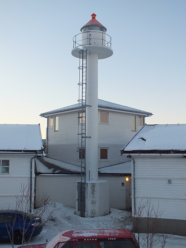 Finnsnes rear lighthouse
Keywords: Gisund;Finnsnes;Norway;Norwegian sea