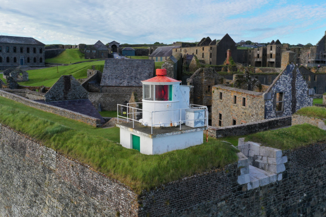 Charles Fort Lighthouse
Keywords: Ireland;Atlantic ocean;Munster;Kinsale