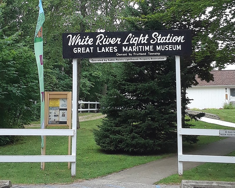 Michigan - White River Lighthouse
Keywords: Michigan;Lake Michigan;United States;Plate