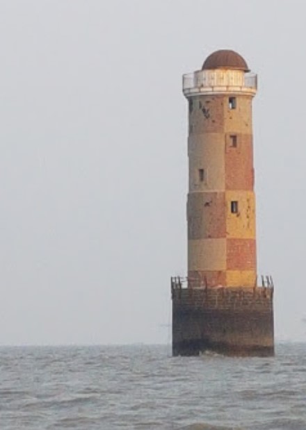 Mumbai / Sunk Rock lighthouse
Mumbai bay
Keywords: Mumbai;India;Arabian sea;Offshore